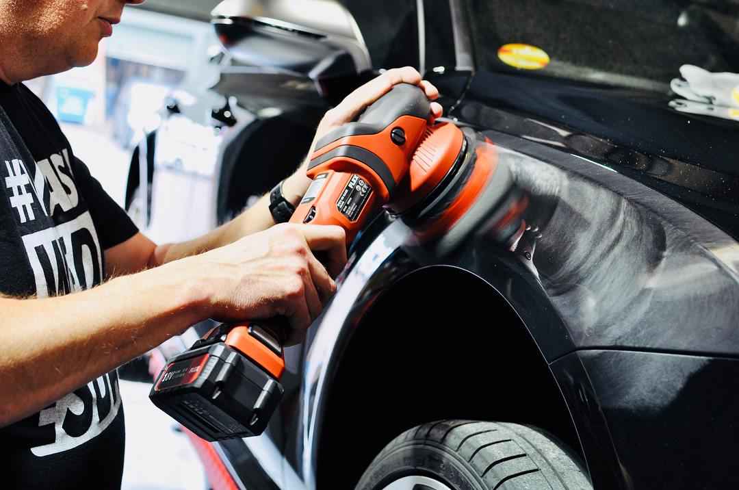 FLEX Cordless Rotary & Dual Action Machine Polishers