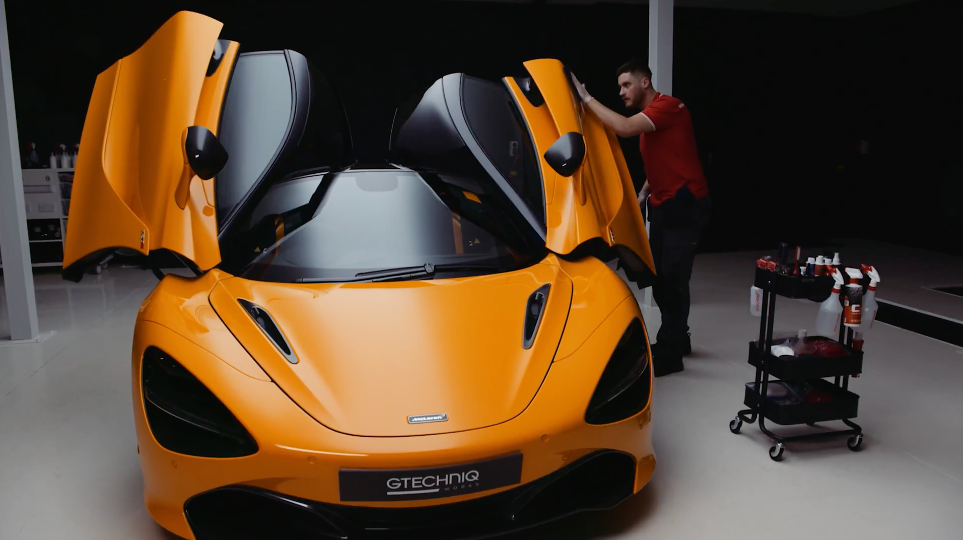 Gtechniq Crystal Serum Ultra: Protect Your Car For Up To 9 Years.