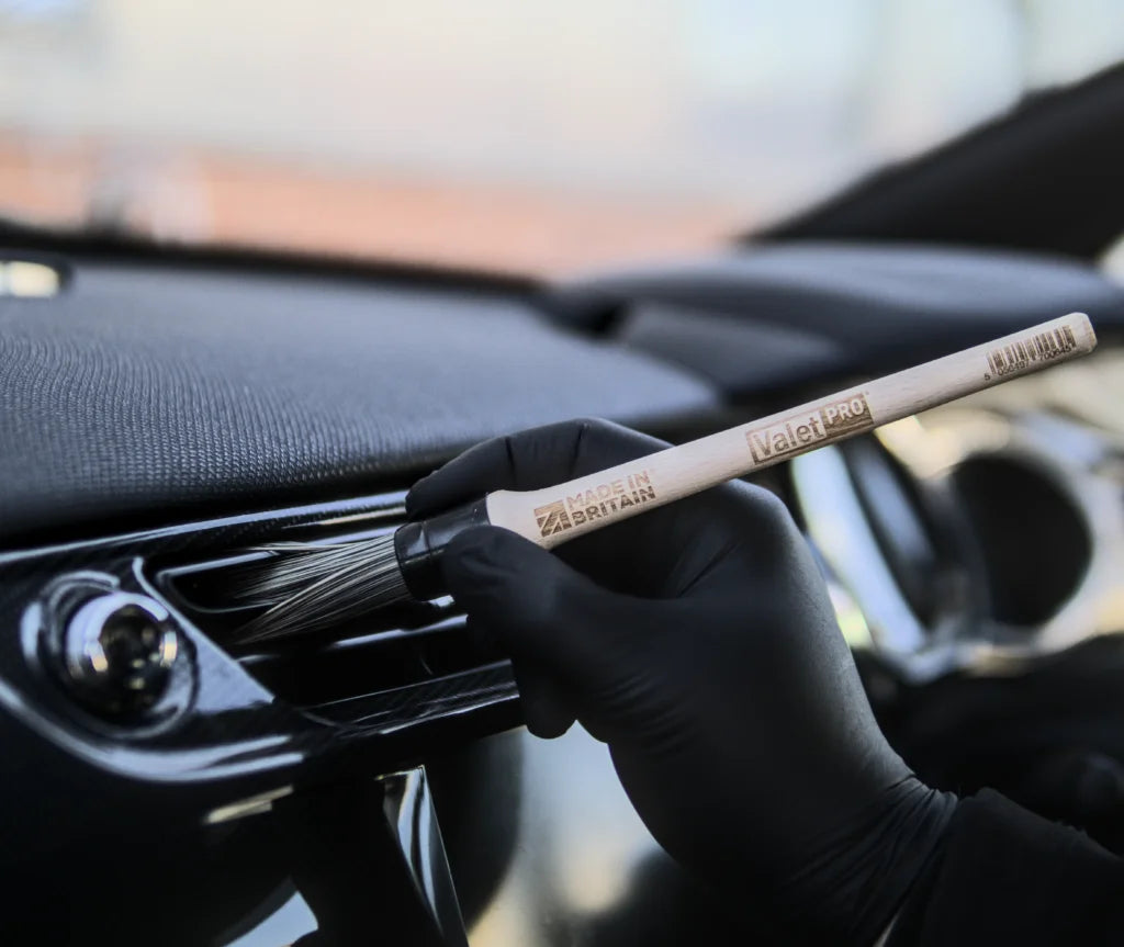 ValetPro Small Wooden Handle Dash Brush (Chemical Resistant)