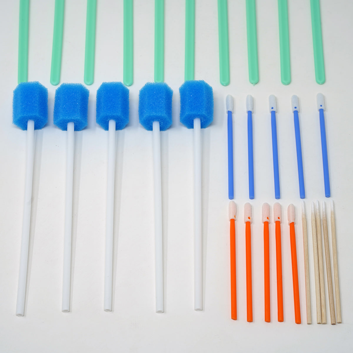 Clean and Shiny Boxed Detailing Swabs - 30 Pack