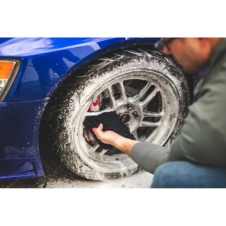 The Rag Company Creature Edgeless 16 x 16 70/30 All Purpose Microfiber Towel - Black