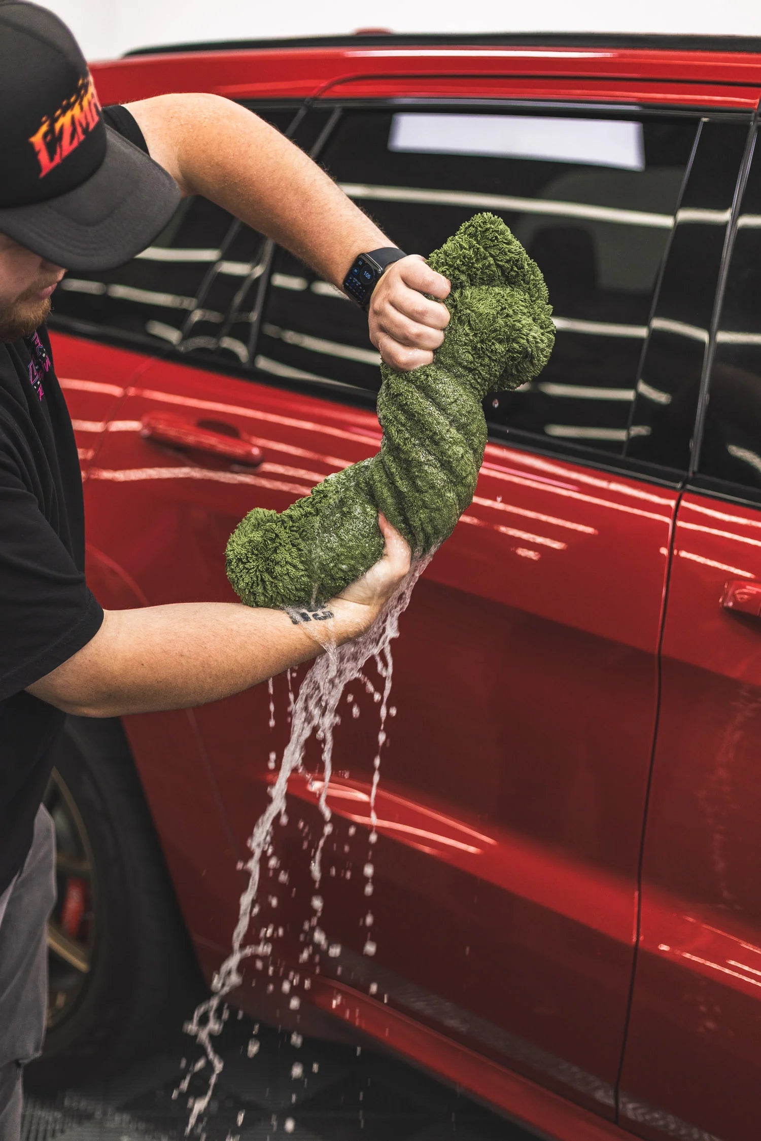 The Rag Company Liquid8r M22 Drying Towel – Ultra-Absorbent, Compact, and Built to Perform