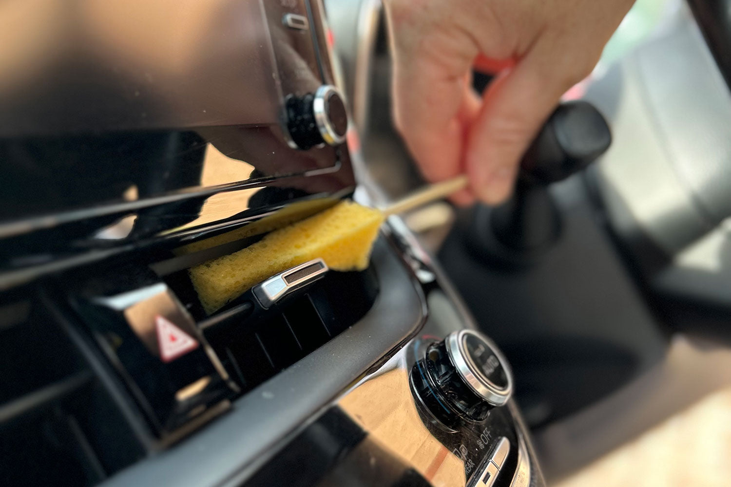 Sponge Guru - Tri Vent Detailing Sponge - Small