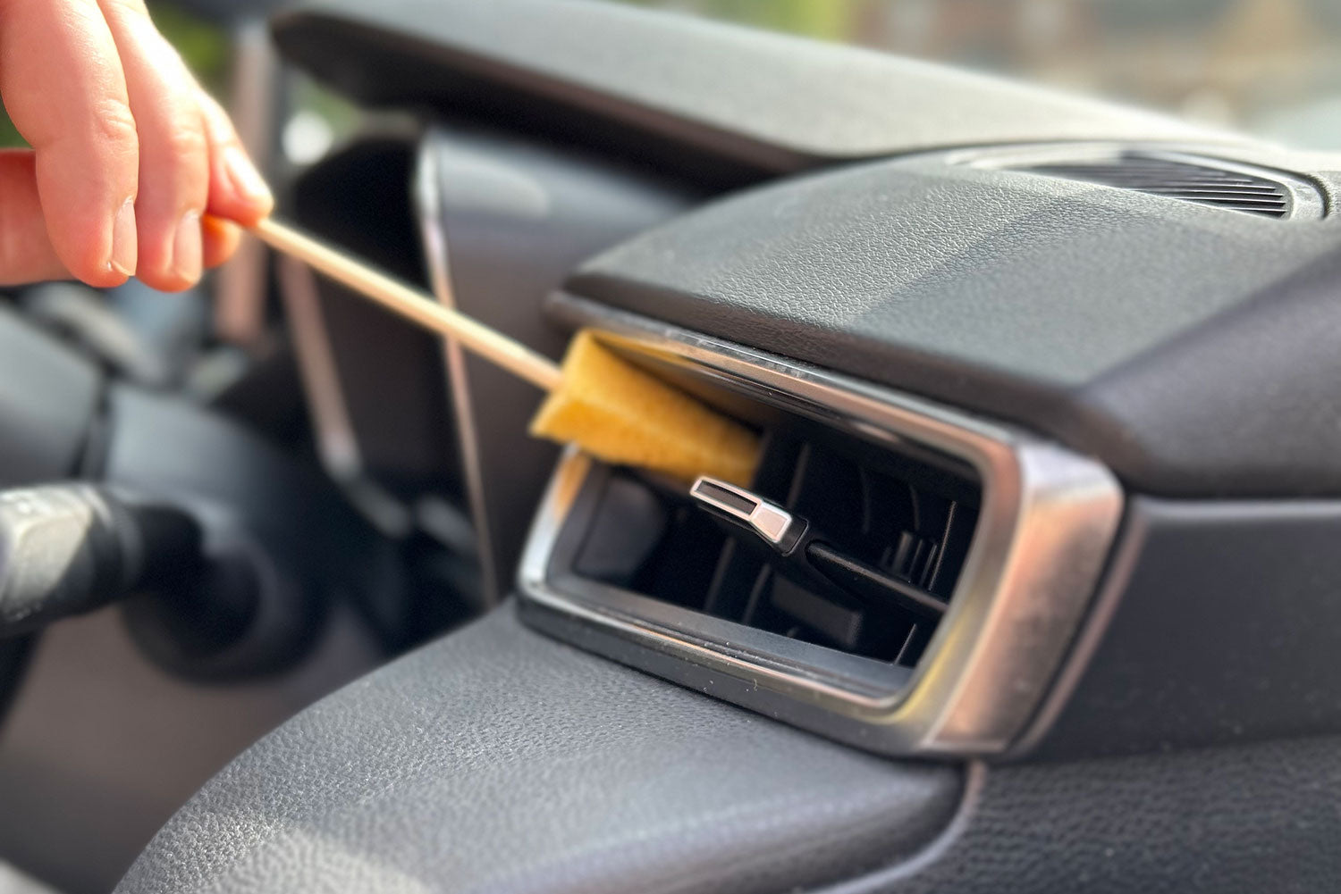 Sponge Guru - Tri Vent Detailing Sponge - Small