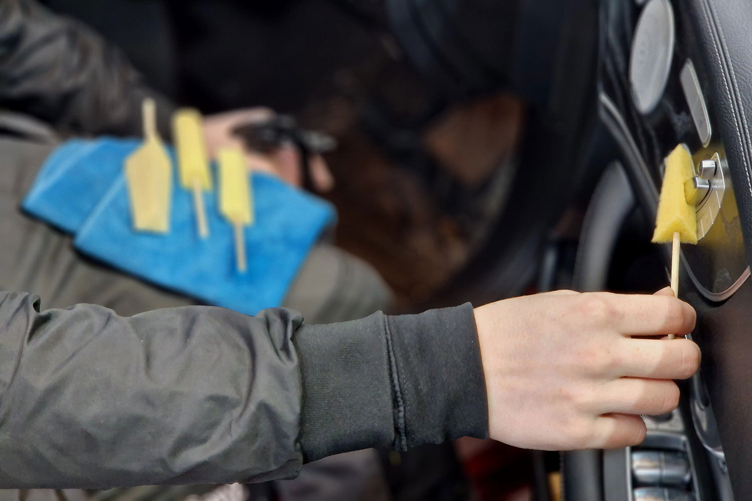 Sponge Guru - Tri Vent Detailing Sponge - Small